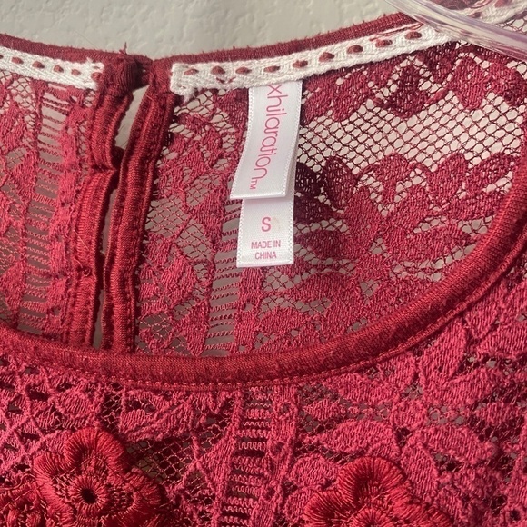 Xhiliration - Red quarter sleeve blouse - size s - Picture 2 of 2